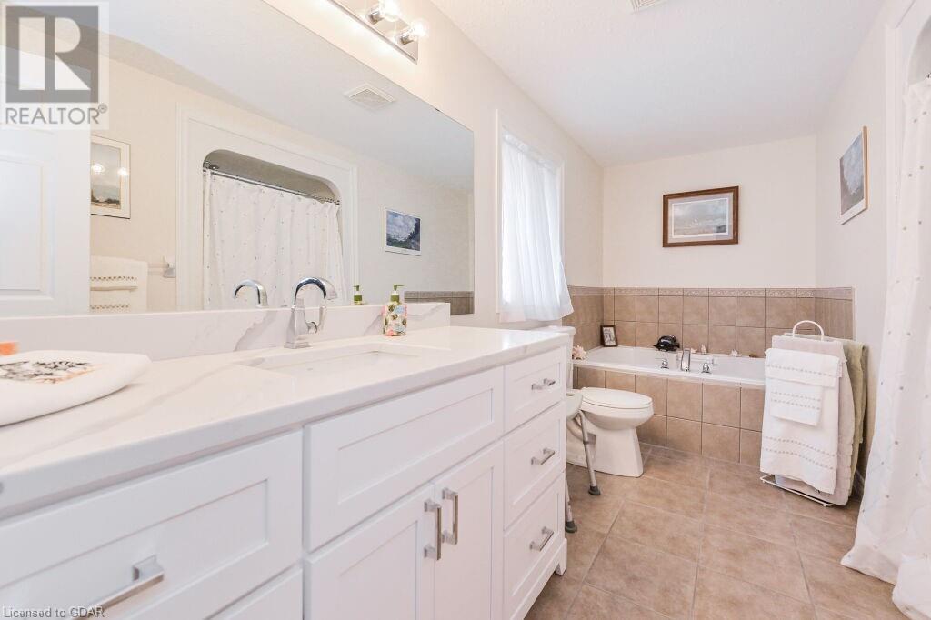 556 Black Street, Fergus, Ontario  N1M 0A3 - Photo 15 - 40563901