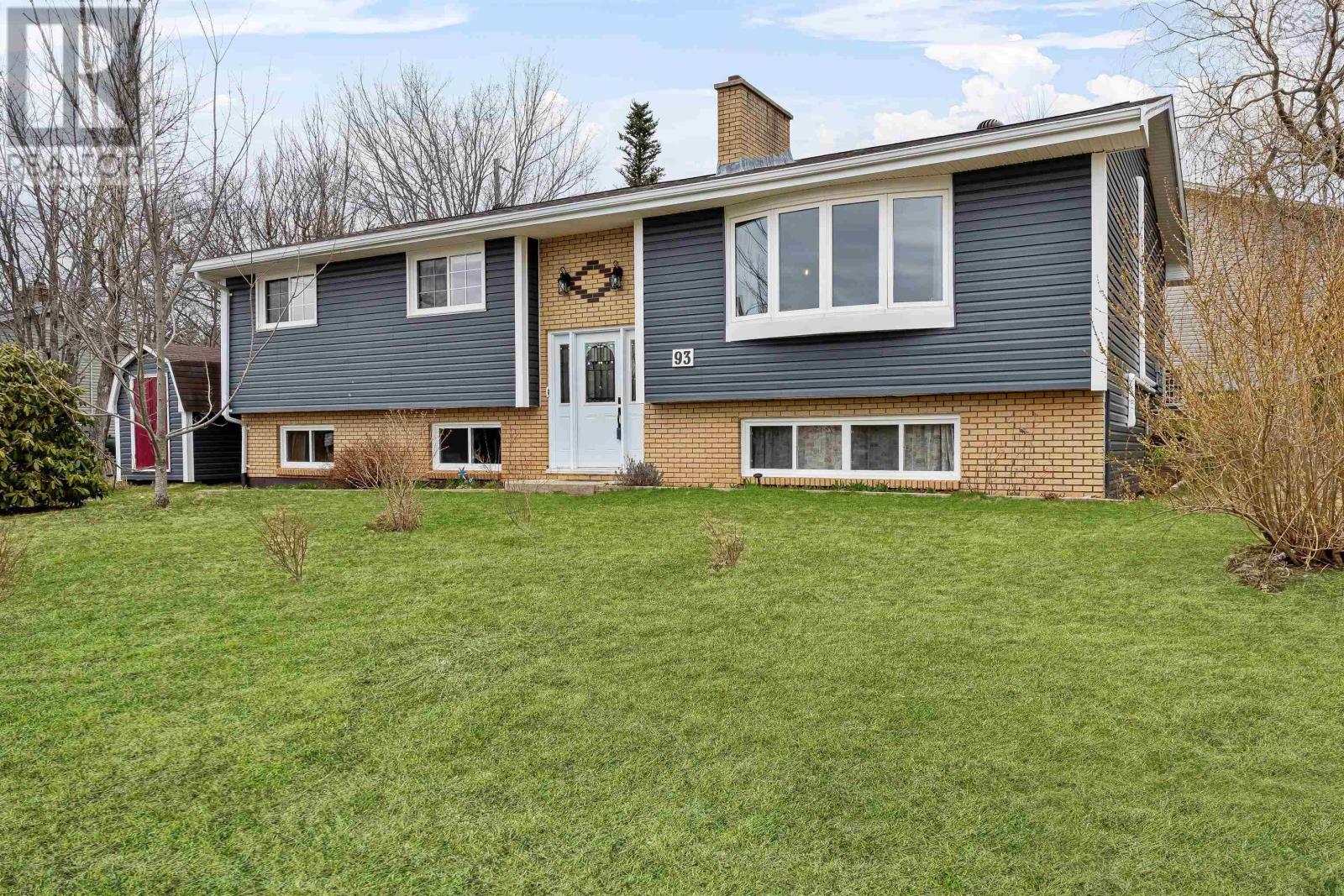 93 Stokil Drive, Lower Sackville, Nova Scotia  B4C 2V4 - Photo 1 - 202406988