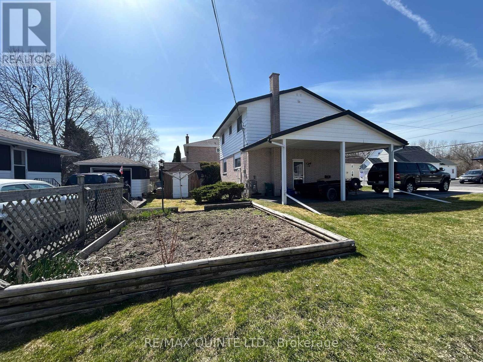 659 Front St, Quinte West, Ontario  K8V 4R8 - Photo 5 - X8218292
