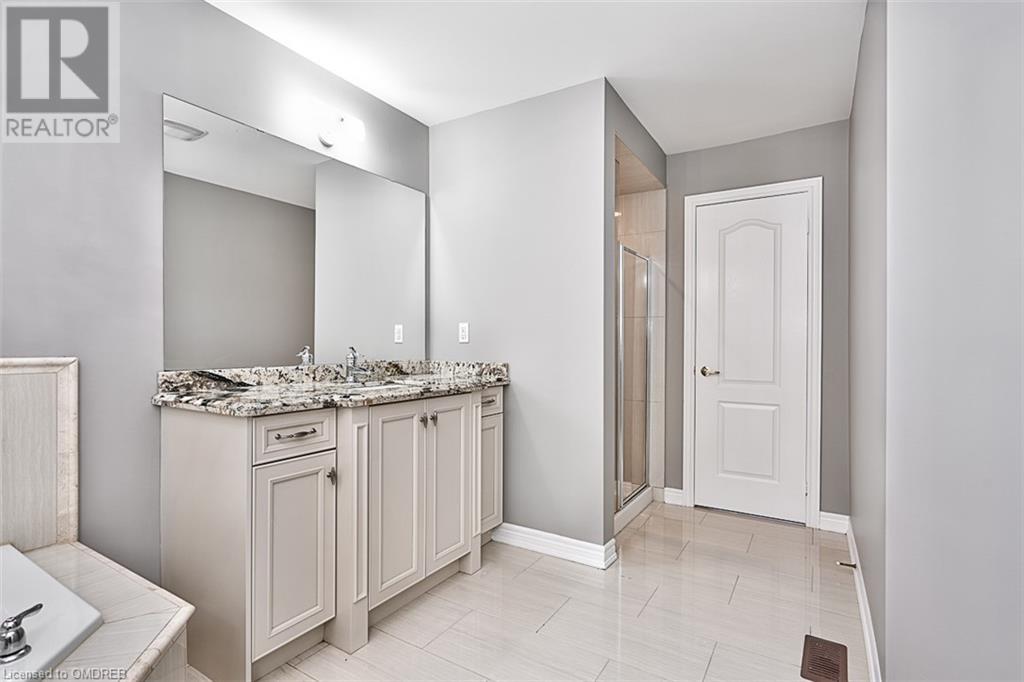 566 Alfred Hughes Avenue, Oakville, Ontario  L6M 0P2 - Photo 16 - 40569476