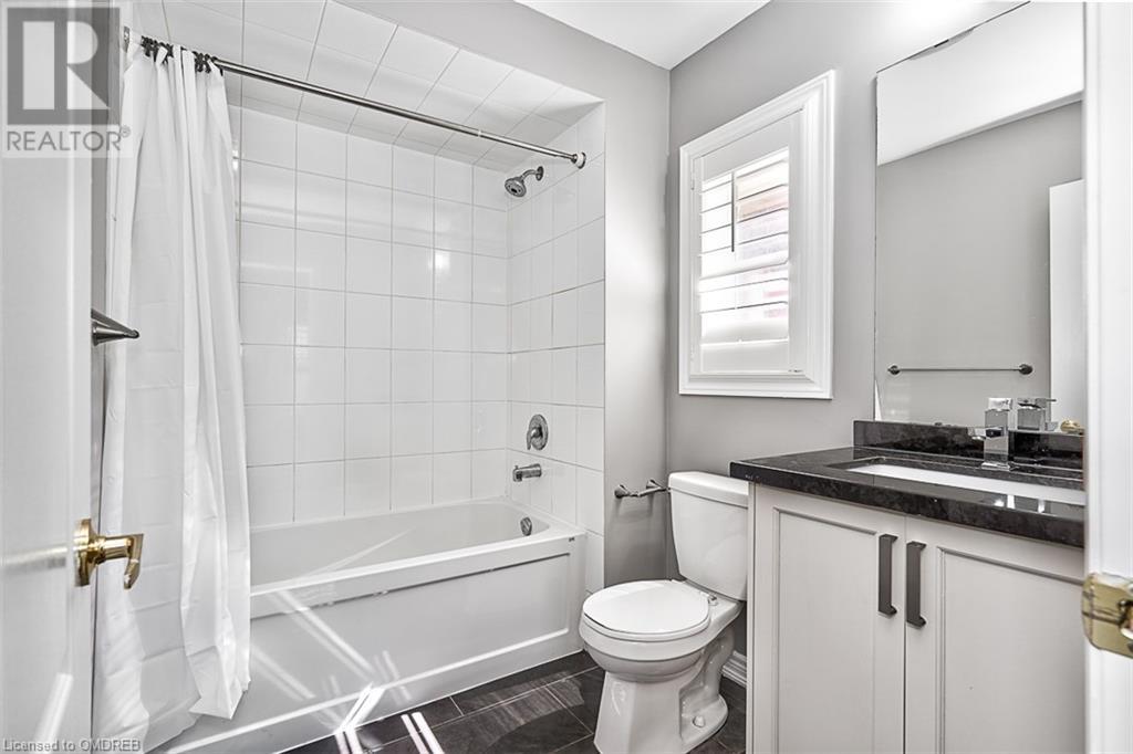 566 Alfred Hughes Avenue, Oakville, Ontario  L6M 0P2 - Photo 18 - 40569476