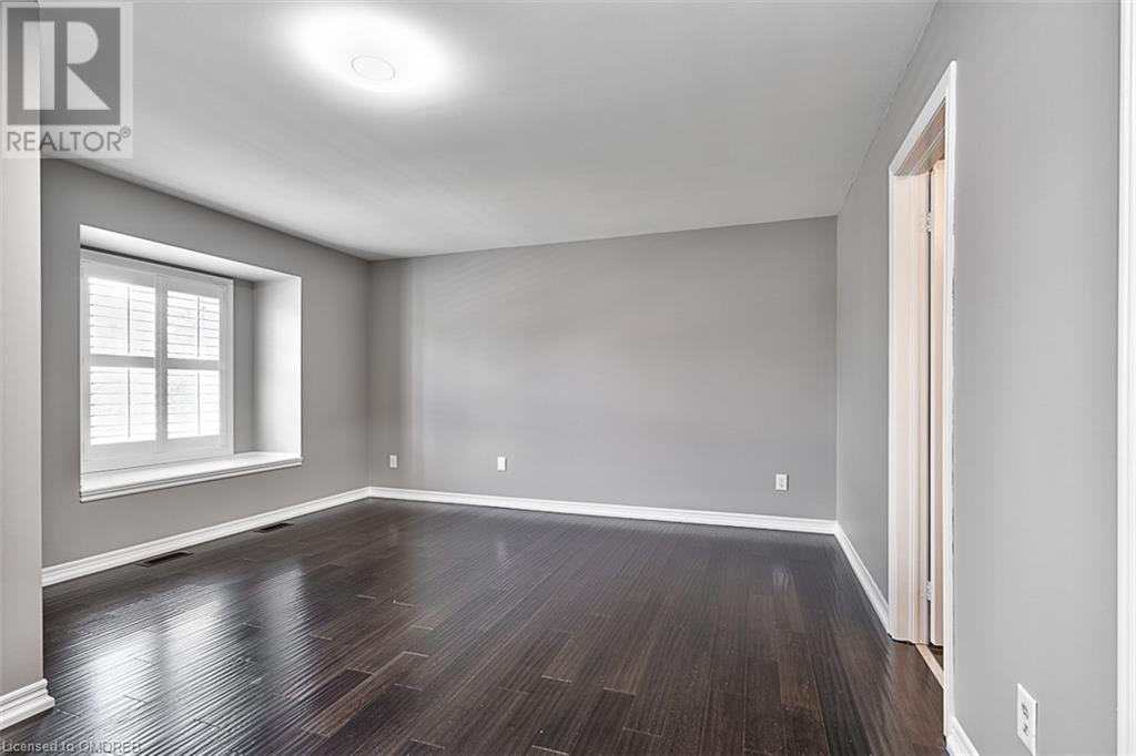 566 Alfred Hughes Avenue, Oakville, Ontario  L6M 0P2 - Photo 19 - 40569476