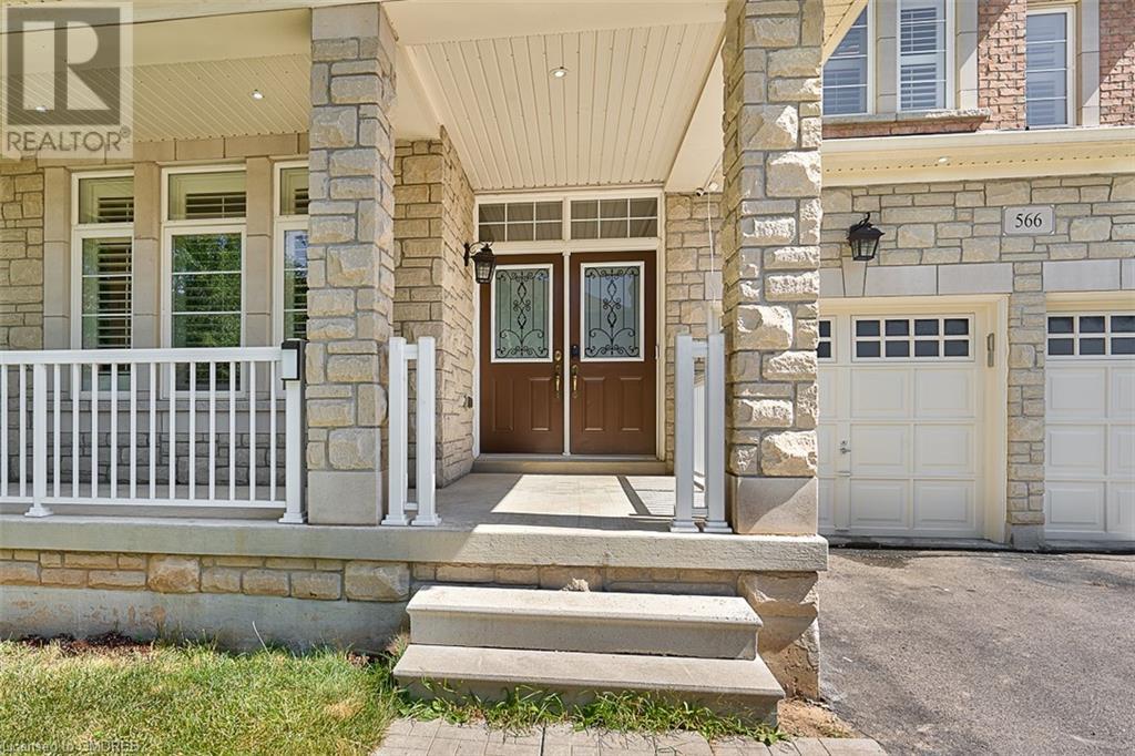 566 Alfred Hughes Avenue, Oakville, Ontario  L6M 0P2 - Photo 2 - 40569476