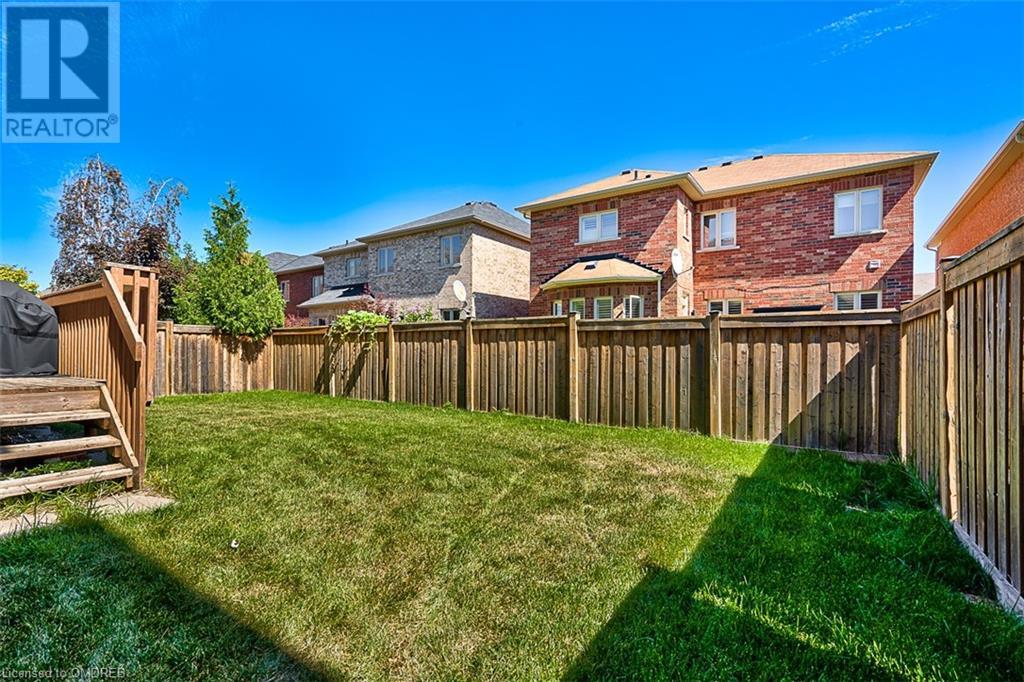 566 Alfred Hughes Avenue, Oakville, Ontario  L6M 0P2 - Photo 31 - 40569476