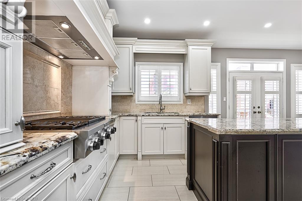 566 Alfred Hughes Avenue, Oakville, Ontario  L6M 0P2 - Photo 6 - 40569476