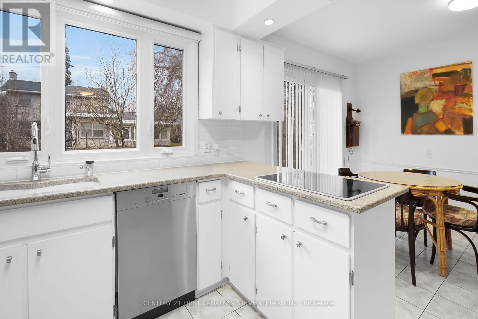 35 Harrison Cres, London, Ontario  N5Y 2V6 - Photo 12 - X8229156