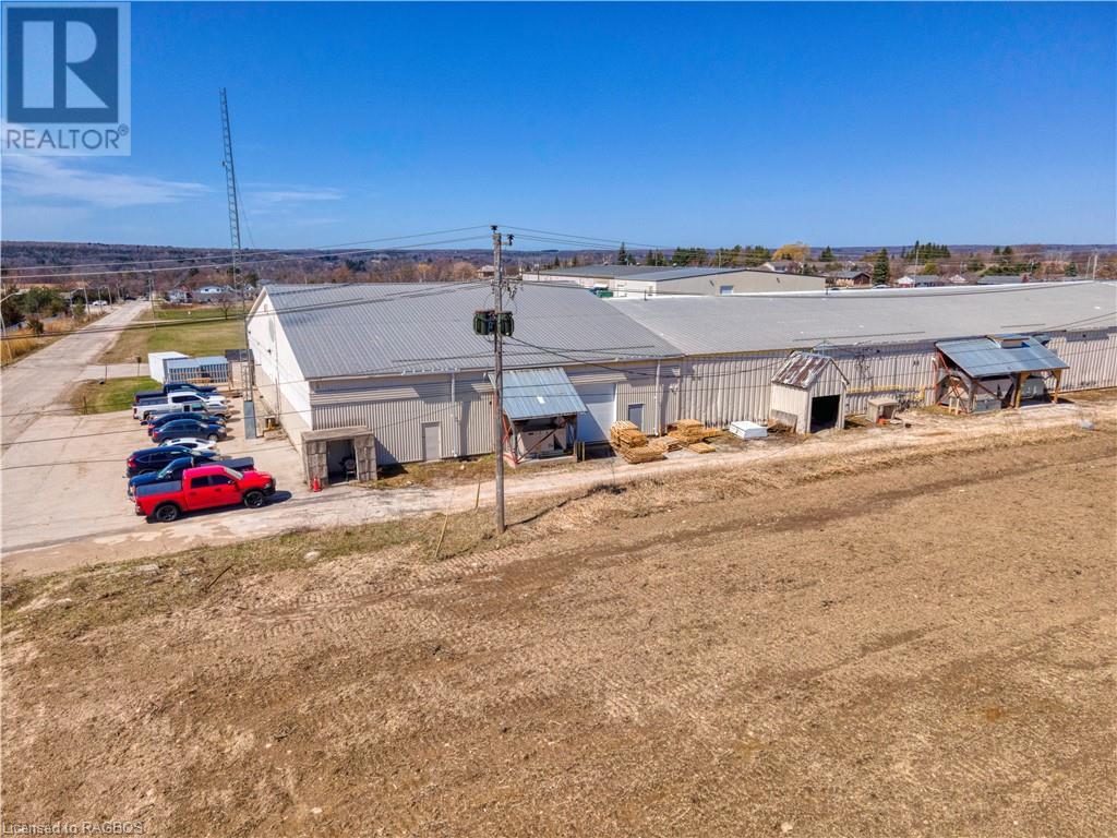 1104 7th Street E, Owen Sound, Ontario  N4K 6K5 - Photo 4 - 40568750