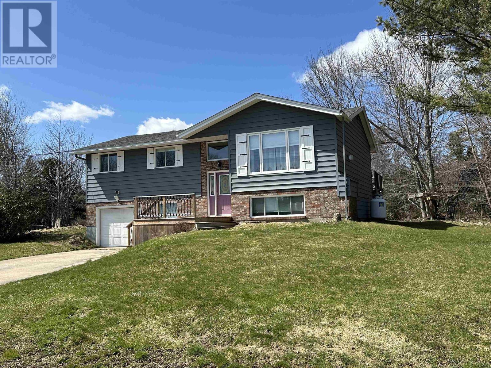 18 Dempster Crescent, Mineville, Nova Scotia  B2Z 1J6 - Photo 3 - 202407001