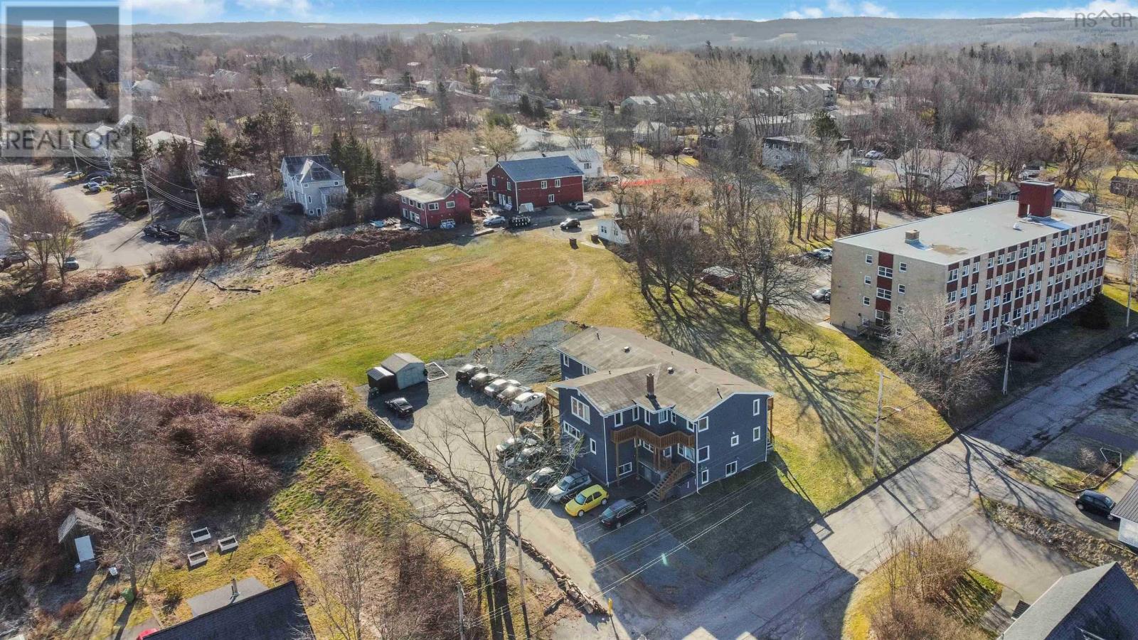 59 Hillside Avenue, Wolfville, Nova Scotia  B4P 2A9 - Photo 15 - 202407004