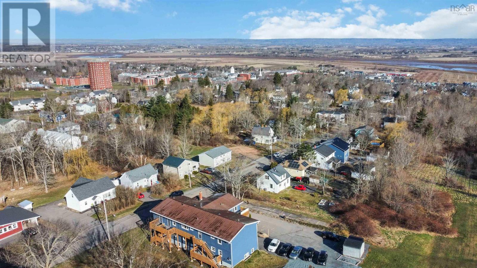 59 Hillside Avenue, Wolfville, Nova Scotia  B4P 2A9 - Photo 7 - 202407004