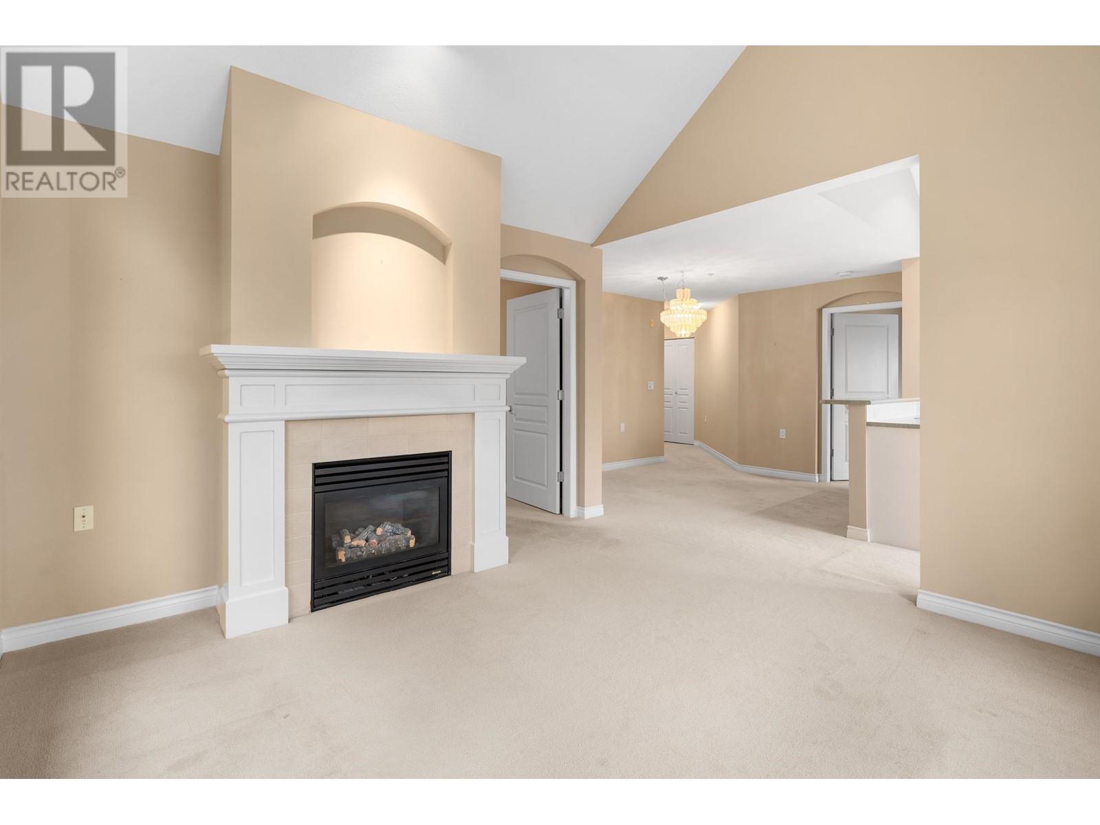 412 960 Lynn Valley Road, North Vancouver, British Columbia  V7J 3V6 - Photo 5 - R2869950