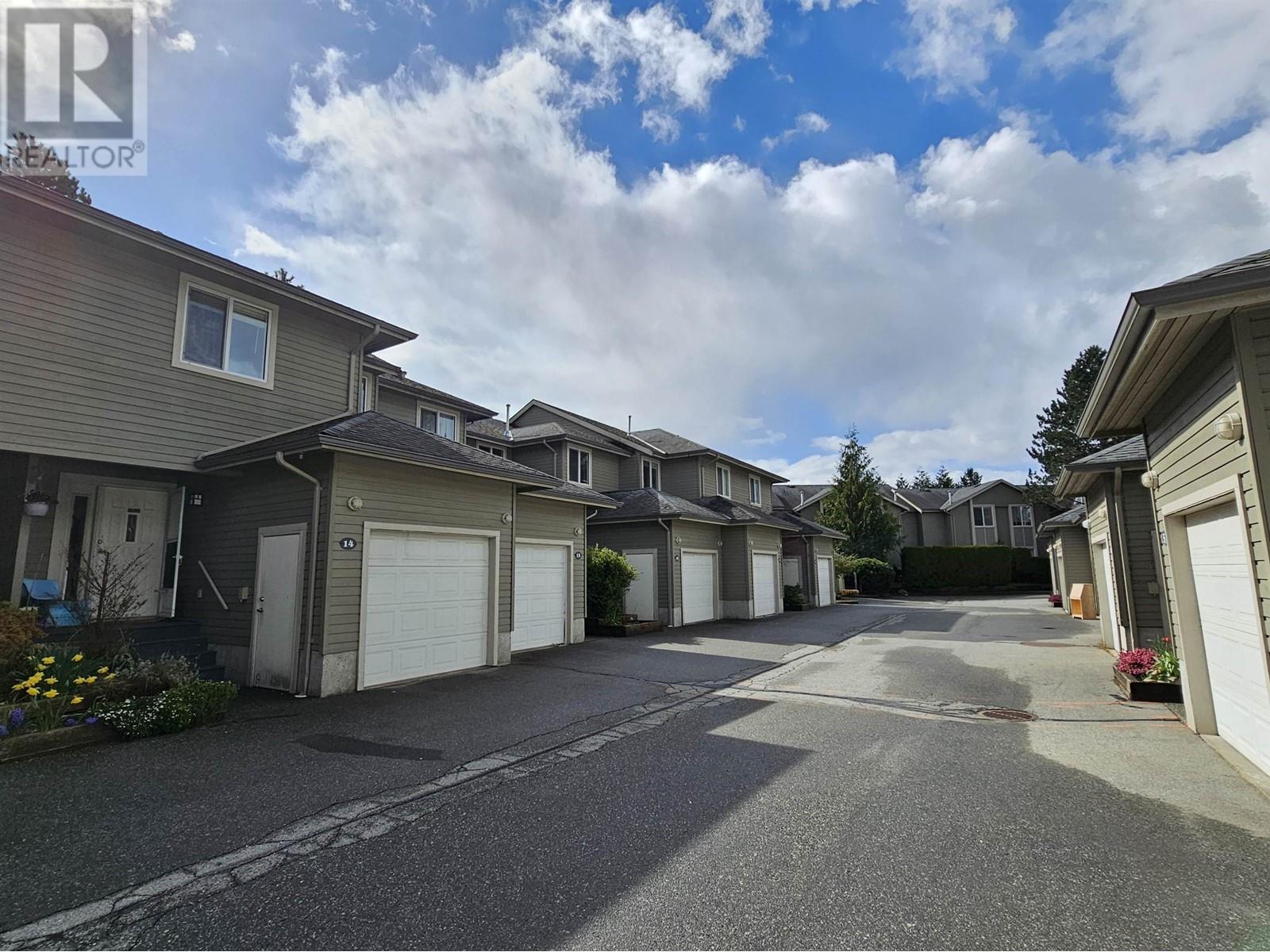 16 40200 Government Road, Squamish, British Columbia  V8B 0G6 - Photo 2 - R2869963