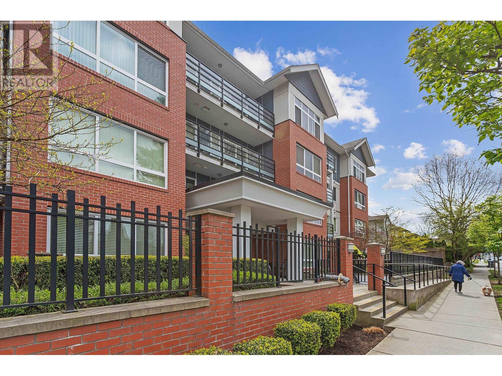 407 2268 Shaughnessy Street, Port Coquitlam, British Columbia  V3C 3C8 - Photo 1 - R2869980