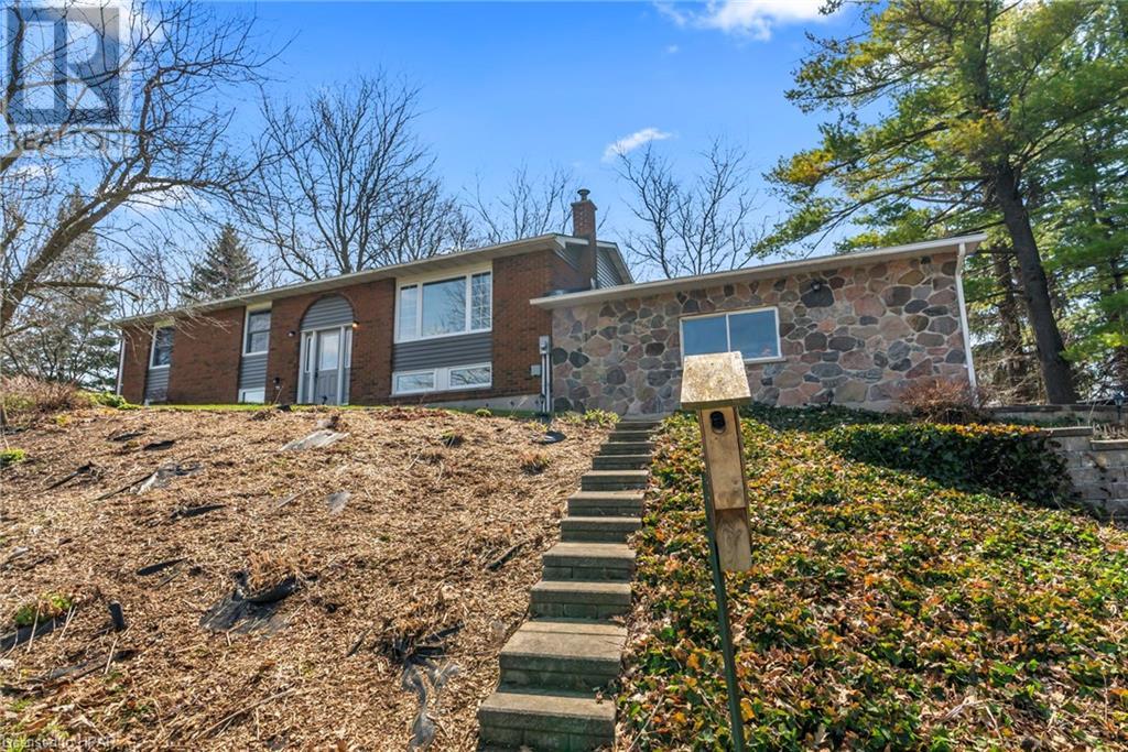 2079 Albert Street, Gorrie, Ontario  N0G 1X0 - Photo 4 - 40570957
