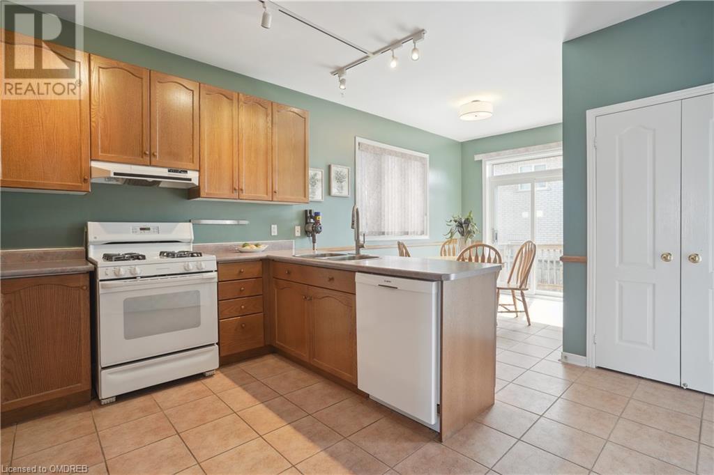 2122 Nightingale Way, Oakville, Ontario  L6M 3R9 - Photo 12 - 40570059