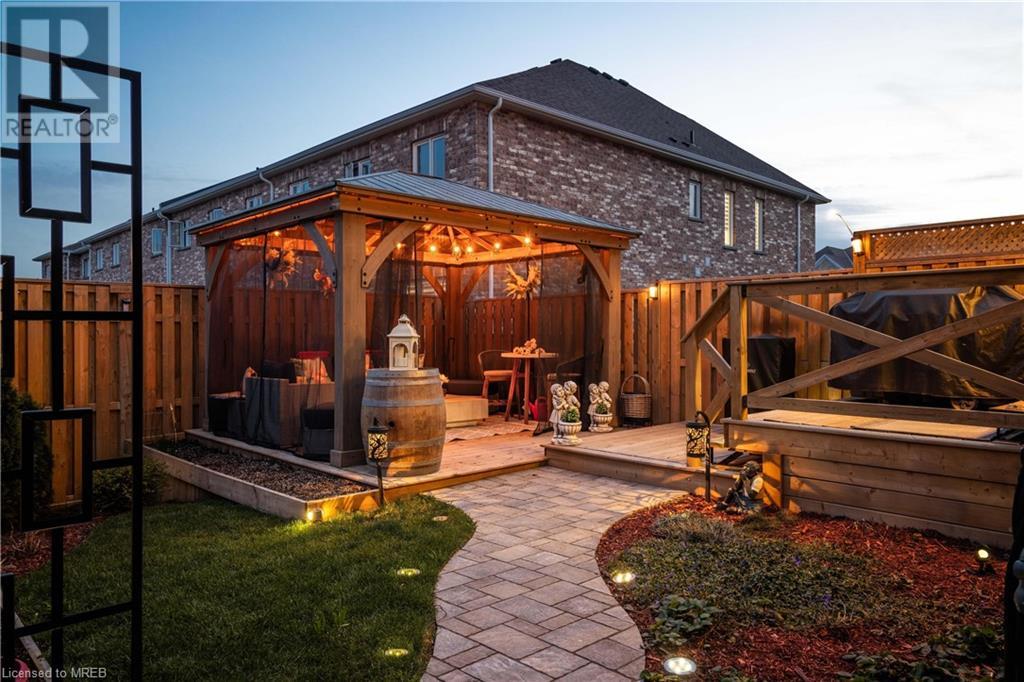 9 Bruton Street, Thorold, Ontario  L2V 0J6 - Photo 3 - 40570838