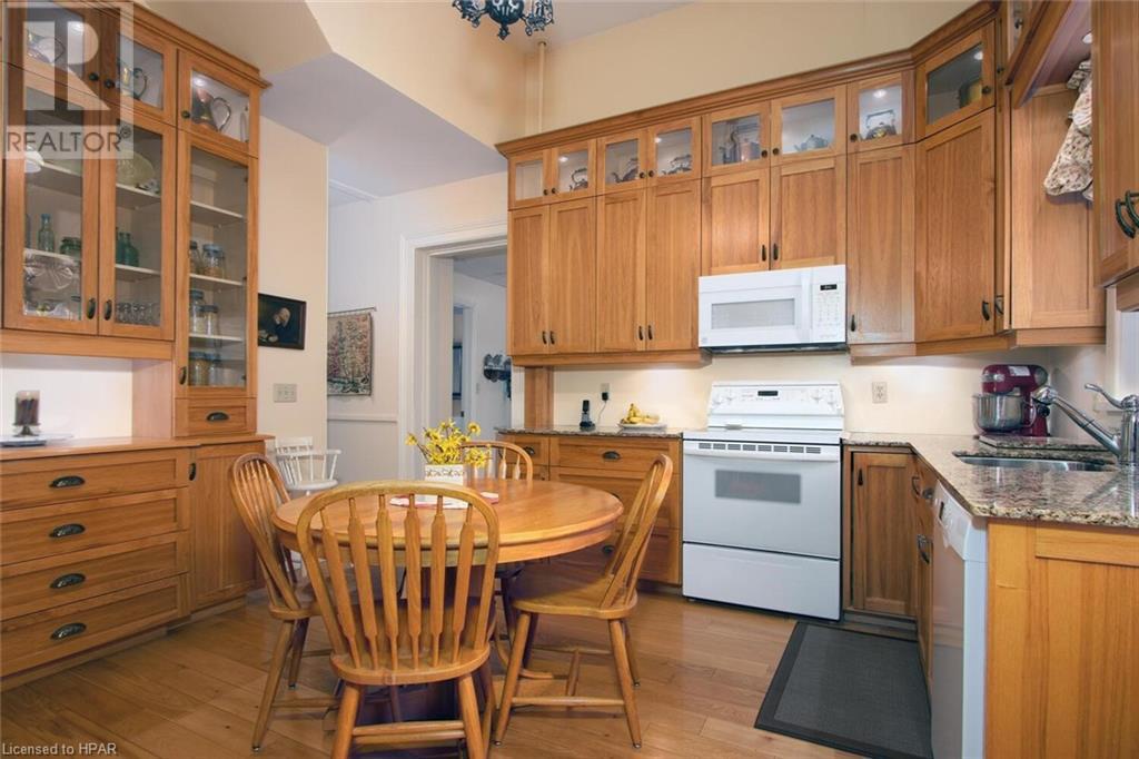 217 Jones Street East Street, St. Marys, Ontario  N4X 1A7 - Photo 15 - 40570159