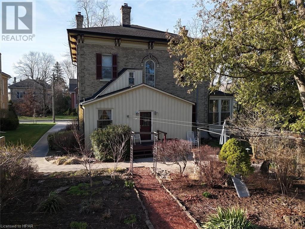 217 Jones Street East Street, St. Marys, Ontario  N4X 1A7 - Photo 44 - 40570159