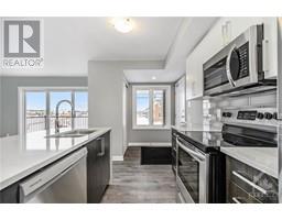 704 AMBERWING PRIVATE UNIT#D