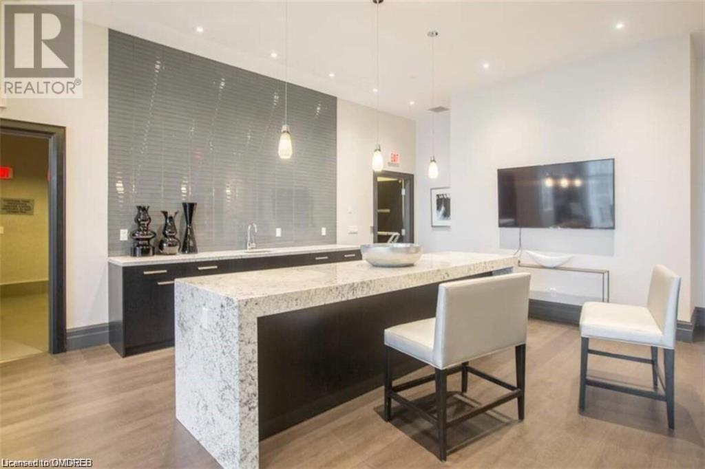 65 Speers Road Unit# 1902, Oakville, Ontario  L6K 3V5 - Photo 22 - 40568546