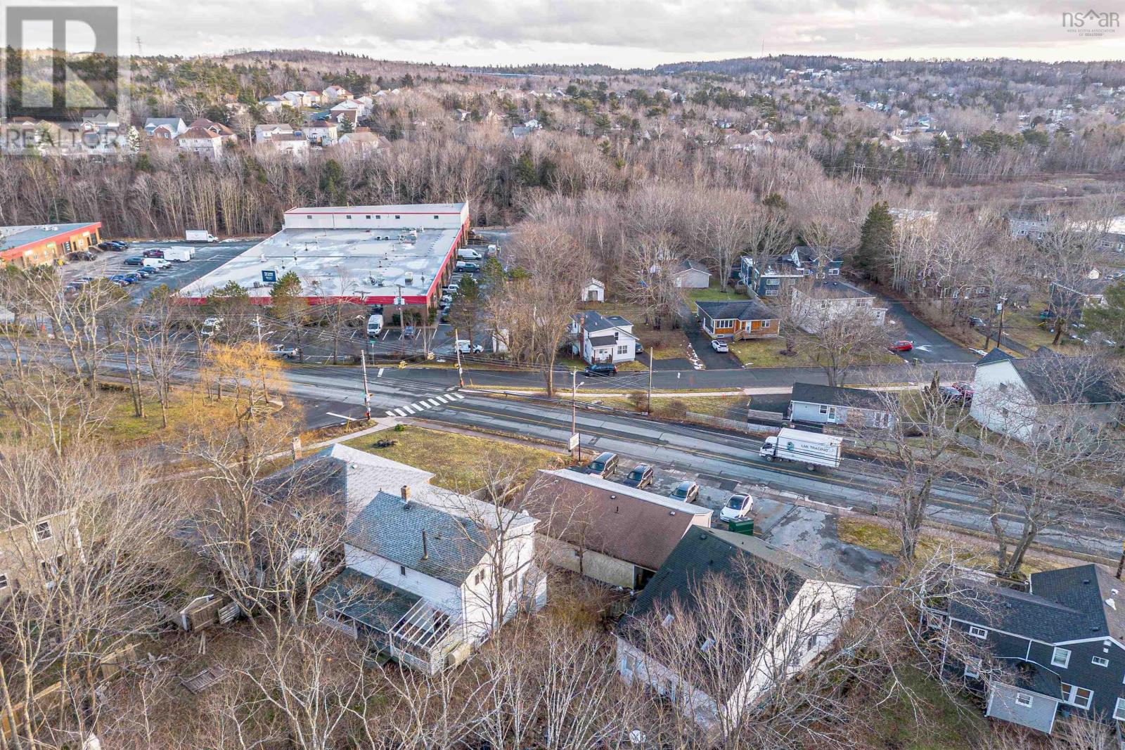 252 Rocky Lake Drive, Bedford, Nova Scotia  B4A 2T1 - Photo 11 - 202402315