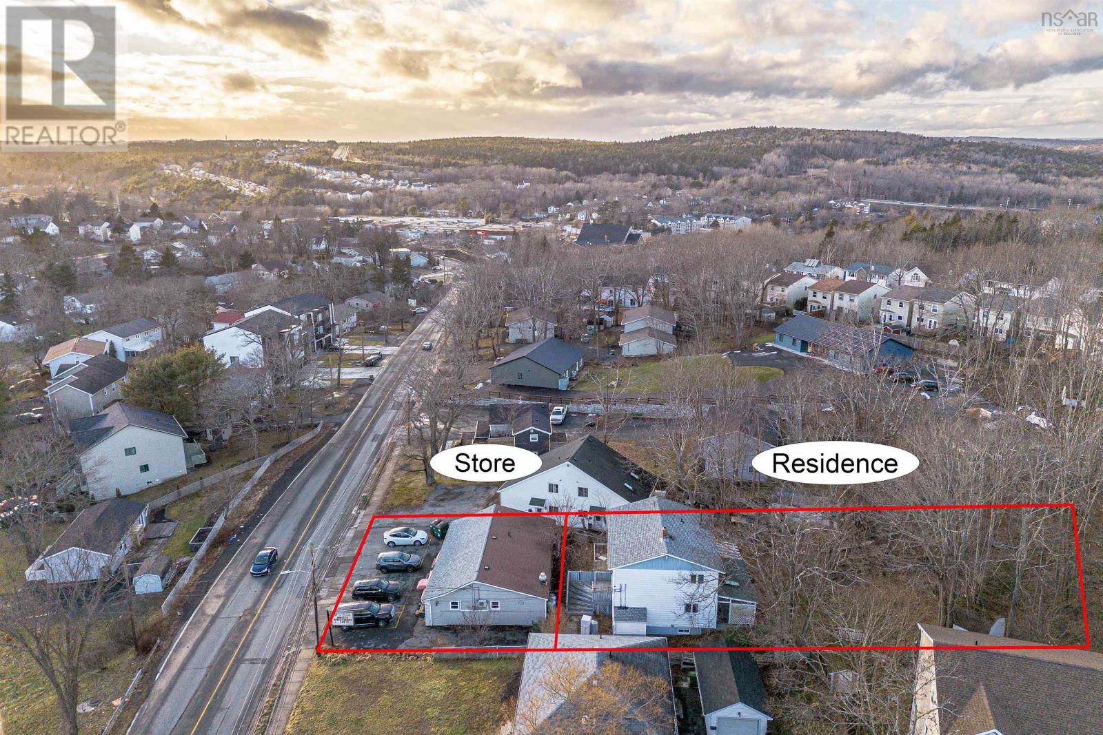 252 Rocky Lake Drive, Bedford, Nova Scotia  B4A 2T1 - Photo 2 - 202402315