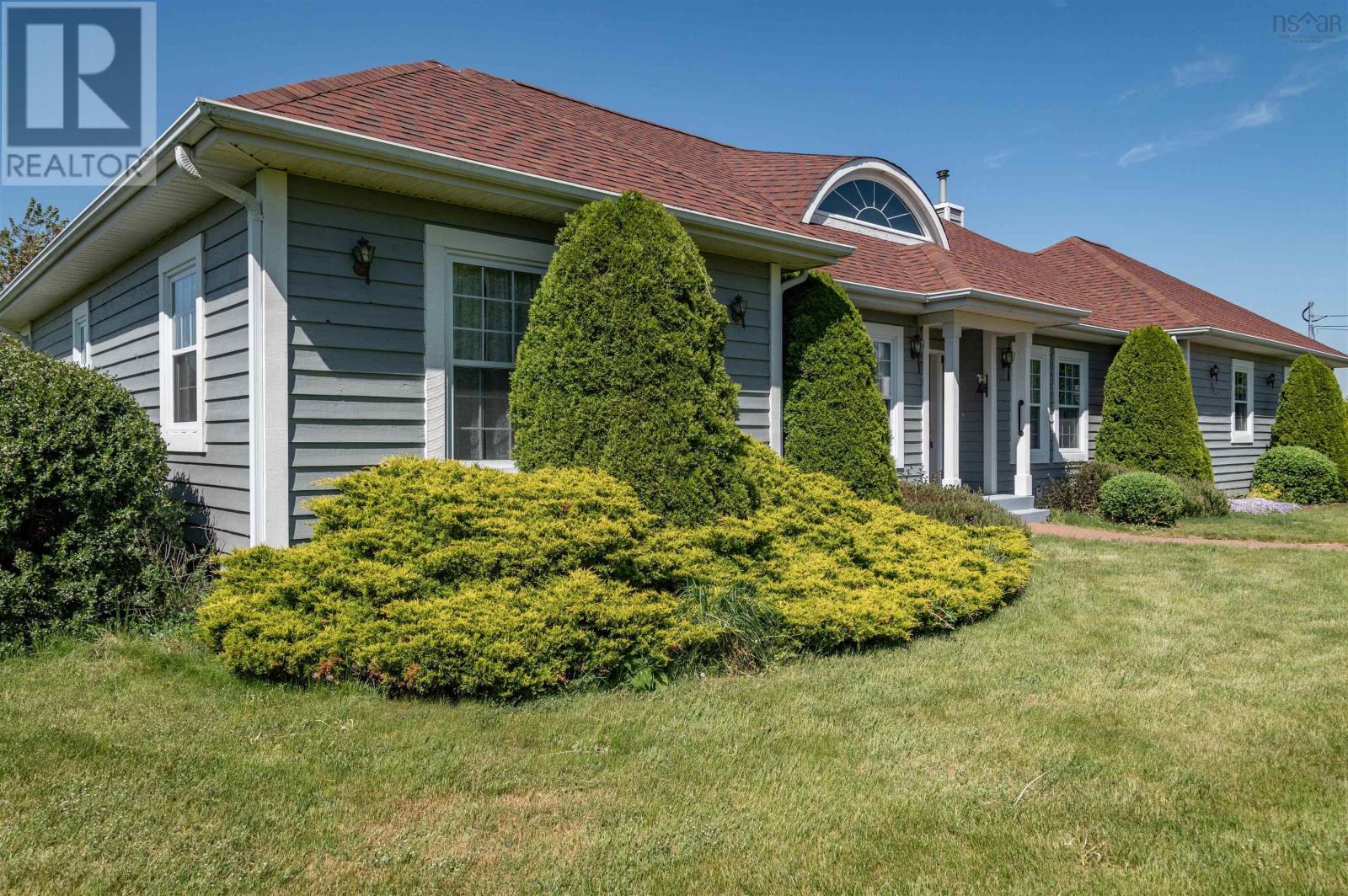 525 Church Street, Port Williams, Nova Scotia  B0P 1T0 - Photo 2 - 202407034
