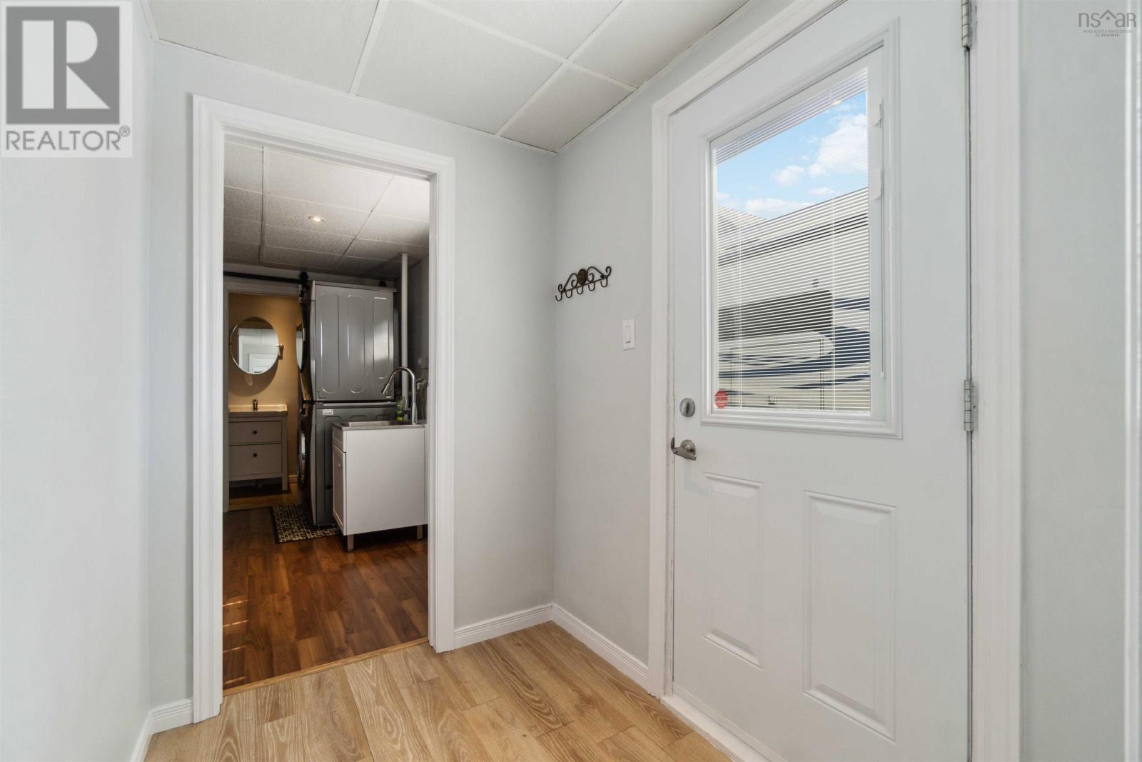 14 Belmont Avenue, Dartmouth, Nova Scotia  B2W 1E5 - Photo 4 - 202406947