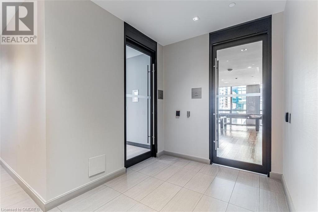 1 Yorkville Avenue Unit# 4904, Toronto, Ontario  M4W 0B1 - Photo 19 - 40571008