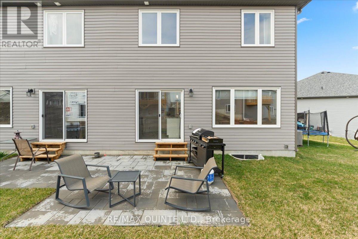 94 Campbell Cres, Prince Edward County, Ontario  K0K 2T0 - Photo 35 - X8230342