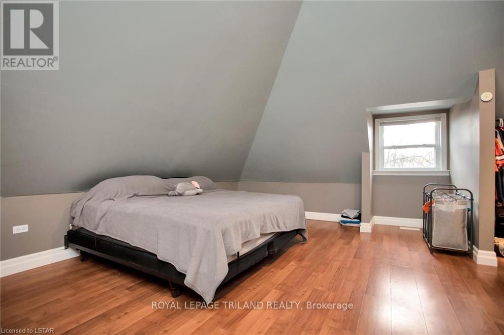263 King St, Southwest Middlesex, Ontario  N0L 1M0 - Photo 22 - X8230818