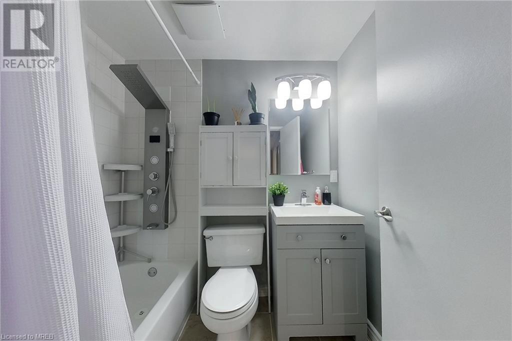 35 Breckenridge Drive Unit# 33, Kitchener, Ontario  N2B 3H5 - Photo 23 - 40571137