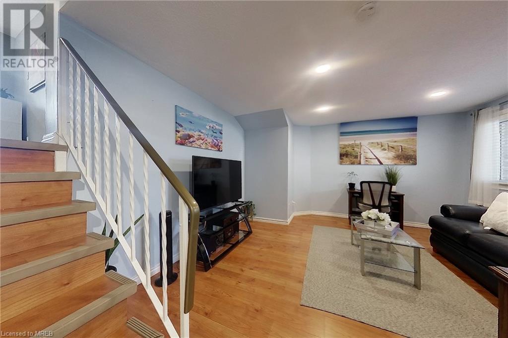 35 Breckenridge Drive Unit# 33, Kitchener, Ontario  N2B 3H5 - Photo 7 - 40571137