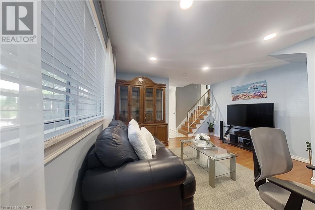 35 Breckenridge Drive Unit# 33, Kitchener, Ontario  N2B 3H5 - Photo 9 - 40571137