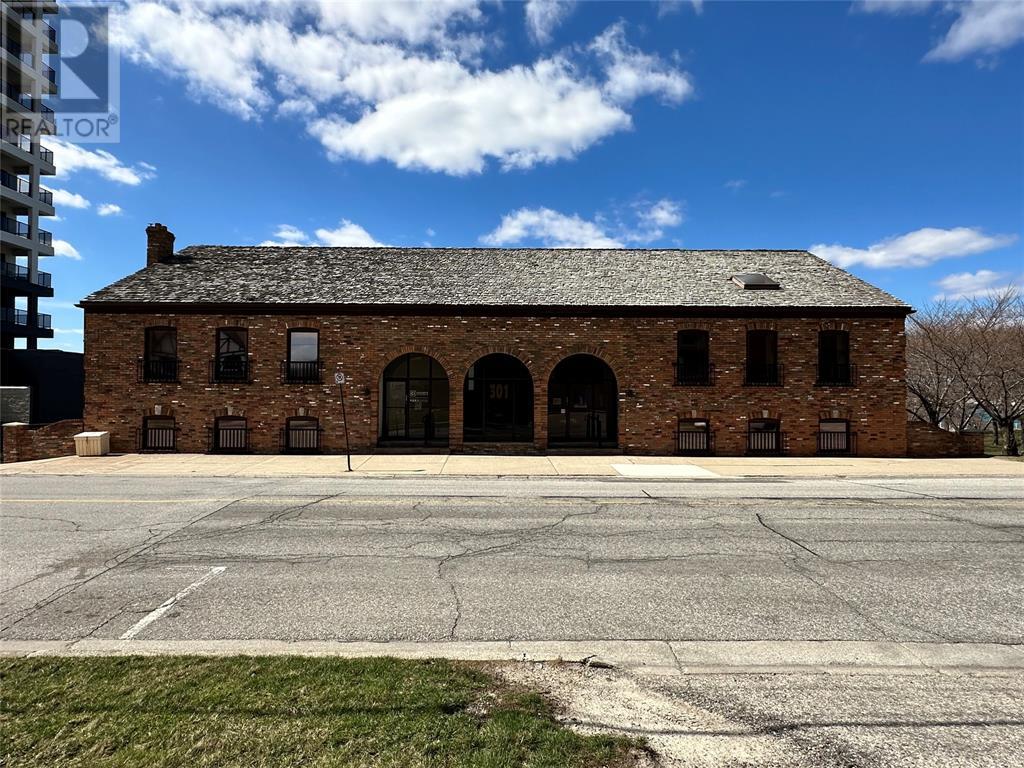 301 FRONT STREET North, sarnia, Ontario