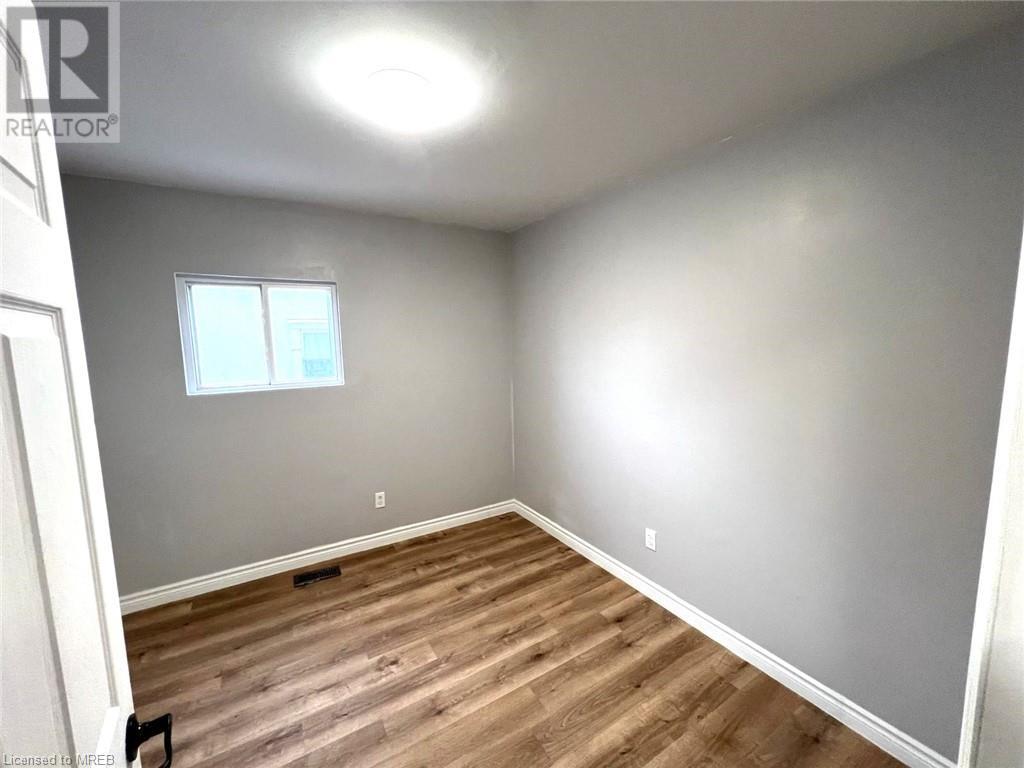 21 Steel Street, Welland, Ontario  L3B 3L8 - Photo 12 - 40571147