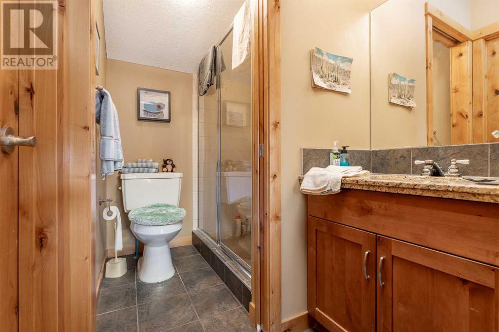 321, 107 Armstrong Place Canmore