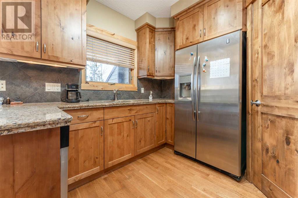 321, 107 Armstrong Place Canmore