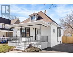 215 CURRY AVE, windsor, Ontario