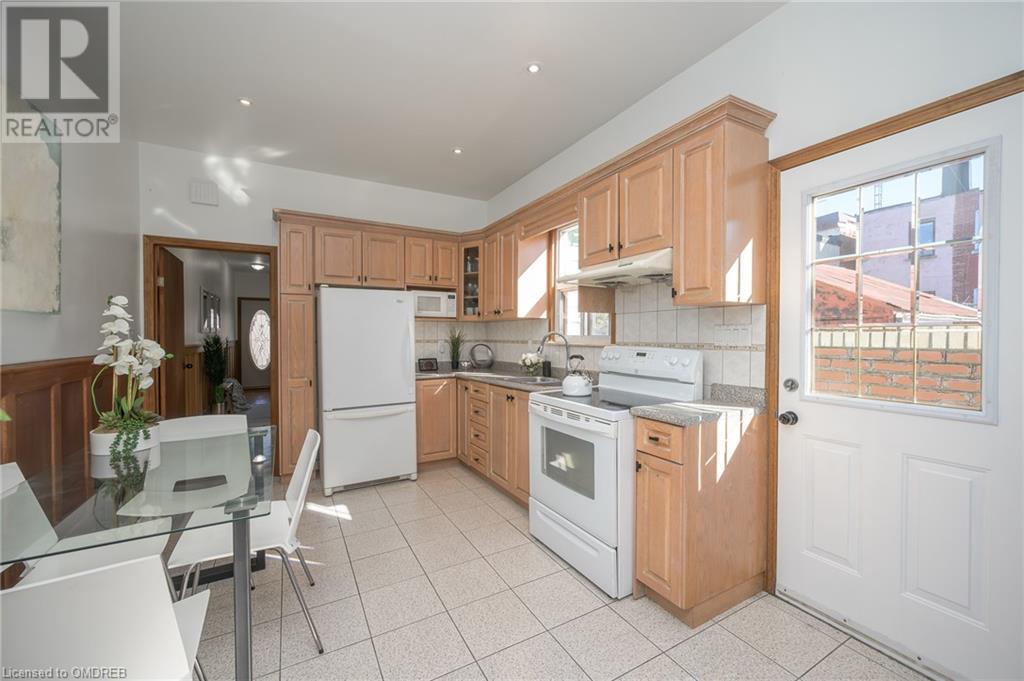 7 Moutray Street, Toronto, Ontario  M6K 1W3 - Photo 5 - 40571162