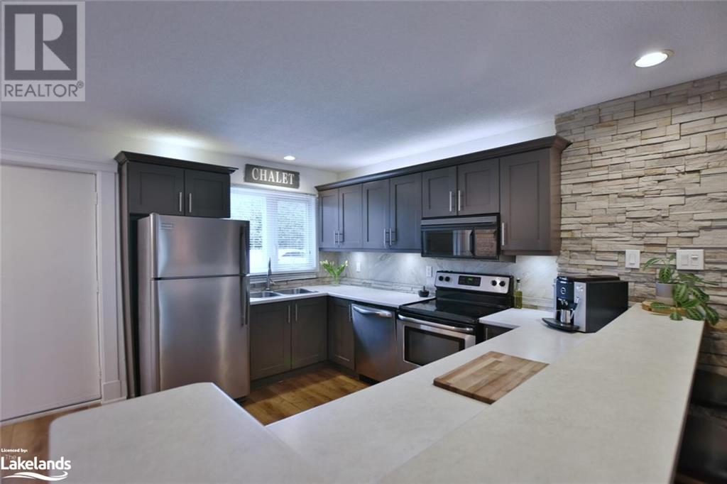 149 Fairway Crescent Unit# 64, Collingwood, Ontario  L9Y 5B4 - Photo 7 - 40569599