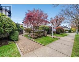 3 225 W 15th Street, North Vancouver, Ca