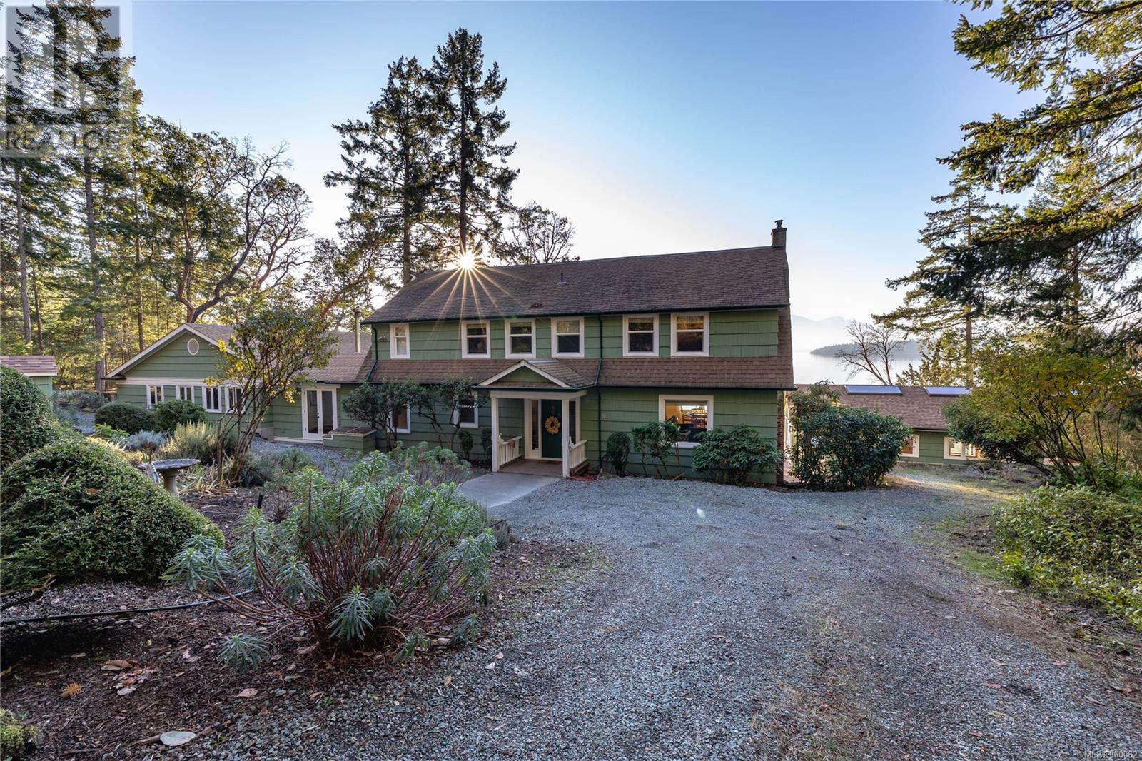 2860 Southey Point Rd, salt spring, British Columbia