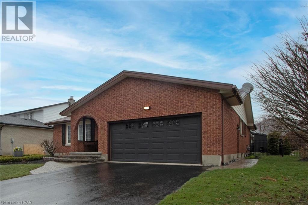 116 Braemar Crescent, Stratford, Ontario  N5A 7C2 - Photo 4 - 40568396