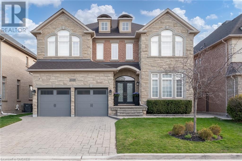 2339-A Awenda Drive, Oakville, Ontario  L6H 7J7 - Photo 2 - 40570678