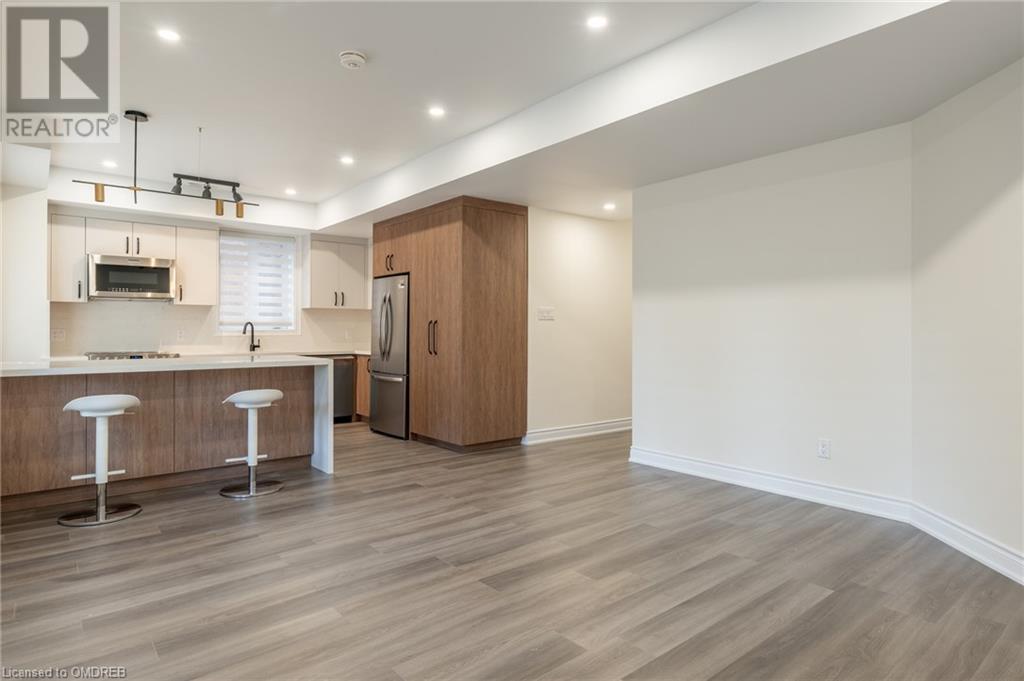 2339-A Awenda Drive, Oakville, Ontario  L6H 7J7 - Photo 8 - 40570678