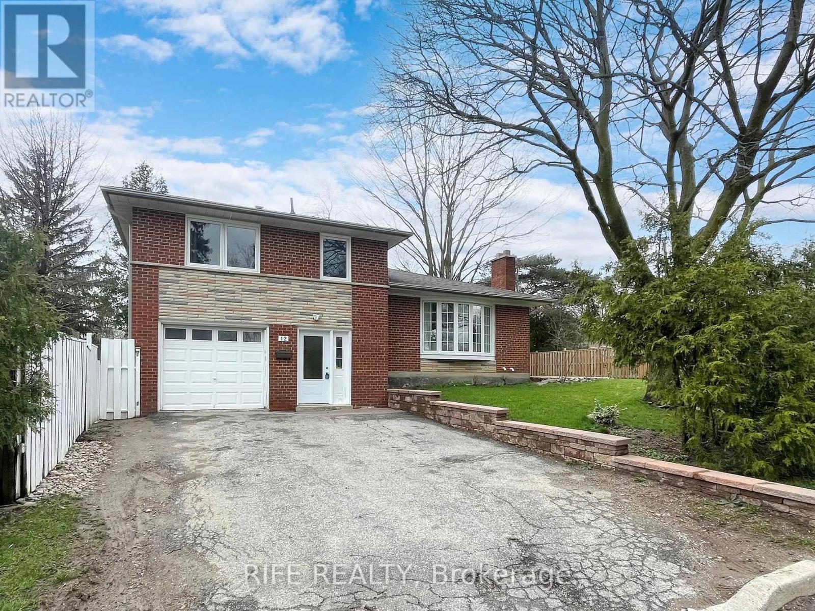 12 Sherwood Forest Dr, Markham, Ontario  L3P 1P7 - Photo 1 - N8231712