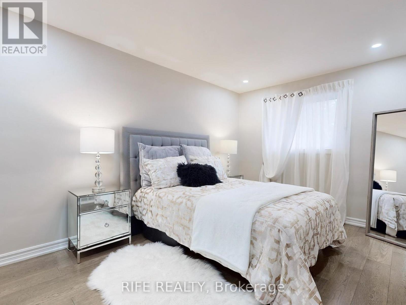 12 Sherwood Forest Dr, Markham, Ontario  L3P 1P7 - Photo 14 - N8231712