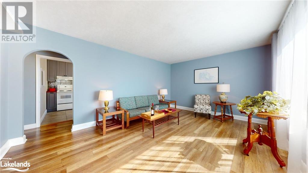 2030 Victoria Street, Innisfil, Ontario  L9S 1K3 - Photo 2 - 40570805