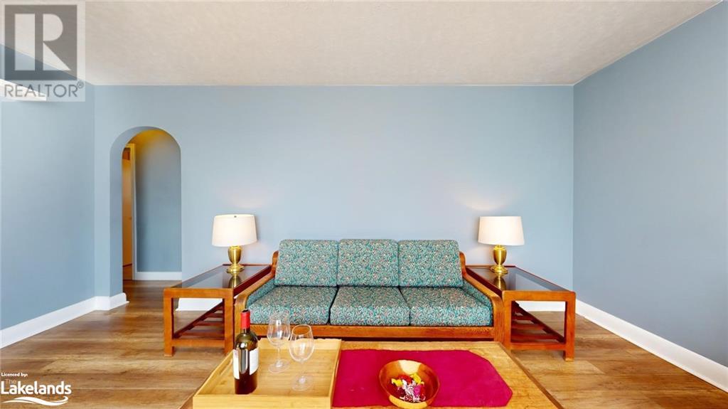 2030 Victoria Street, Innisfil, Ontario  L9S 1K3 - Photo 4 - 40570805